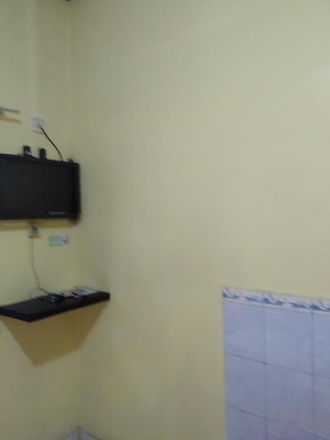 Primadona Homestay Sleman  Buitenkant foto