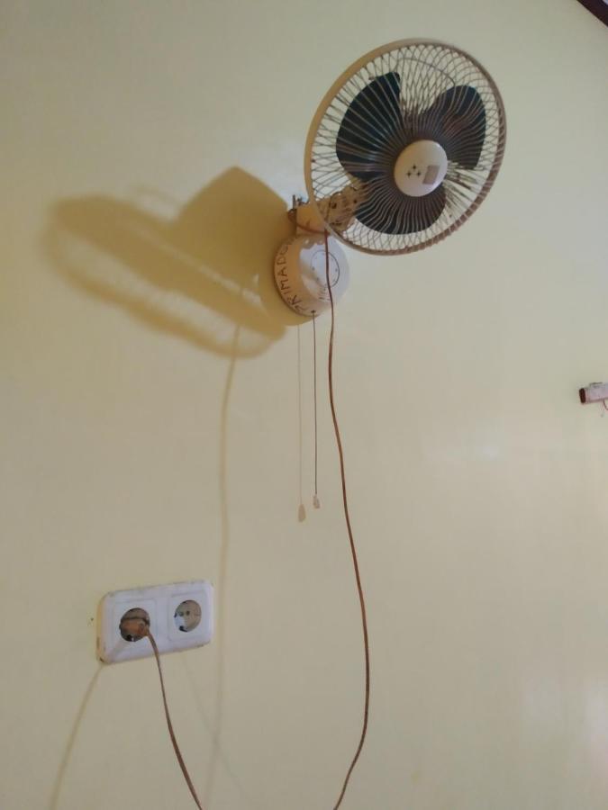 Primadona Homestay Sleman  Buitenkant foto